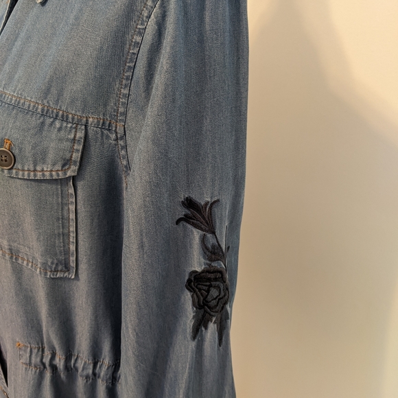 Chambray Jacket - Picture 8 of 9